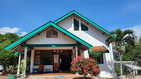 DIJUAL VILLA DAN TANAH  JALAN RAYA SUKOSARI TRAWAS SELATAN