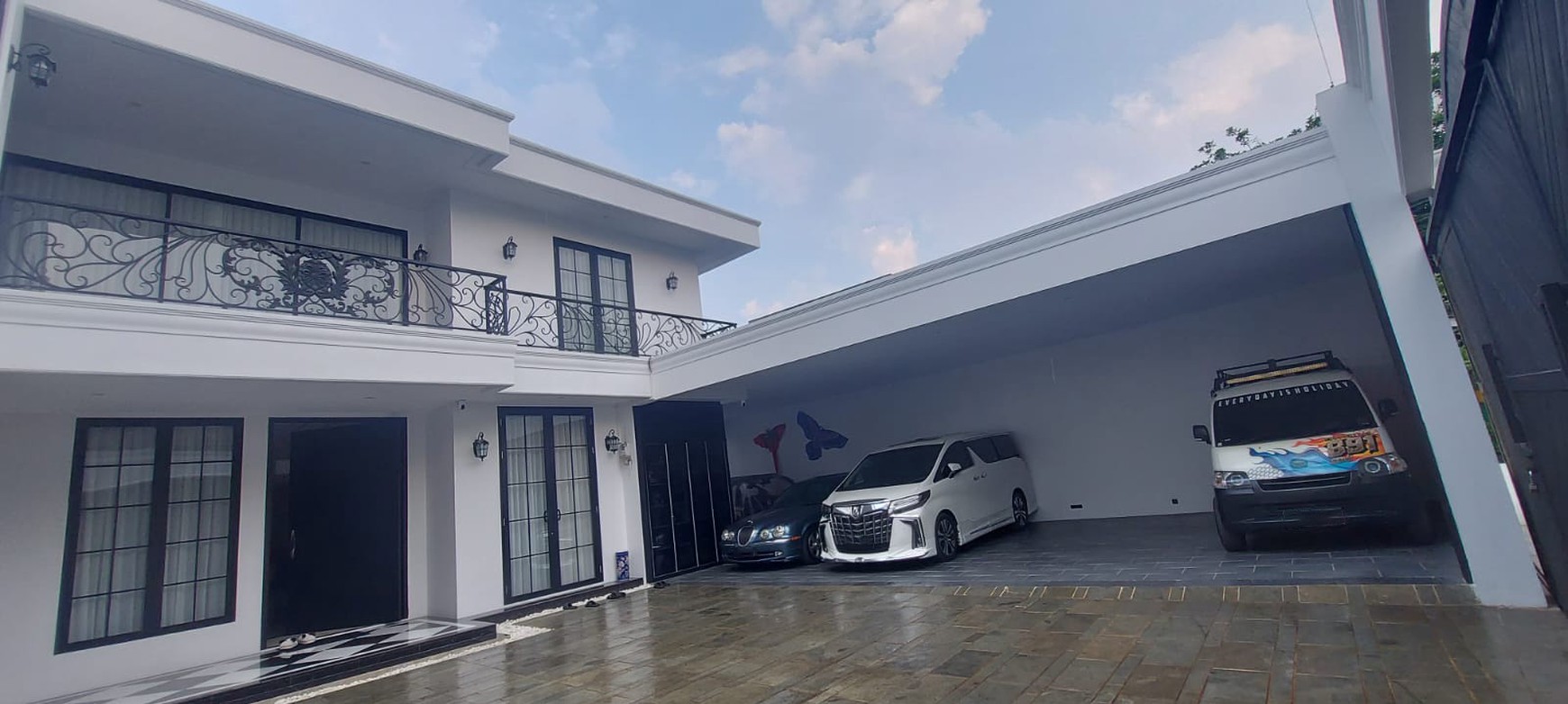 Rumah SHM 2 Lantai Luas Siap Huni dengan Hunian Nyaman di @Pesanggrahan, Jakarta Selatan