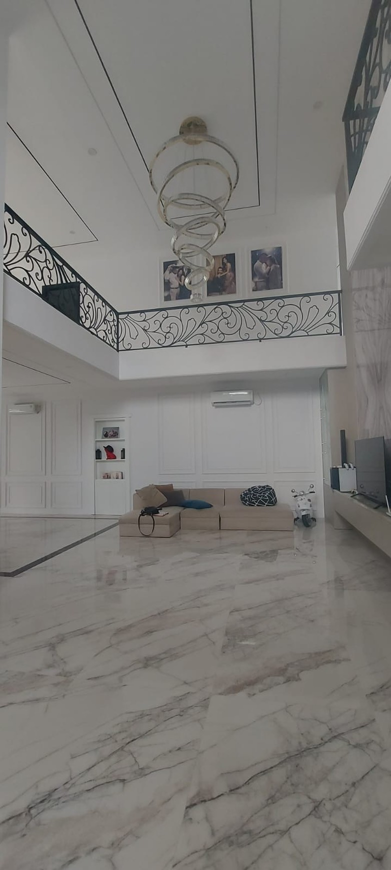 Rumah SHM 2 Lantai Luas Siap Huni dengan Hunian Nyaman di @Pesanggrahan, Jakarta Selatan