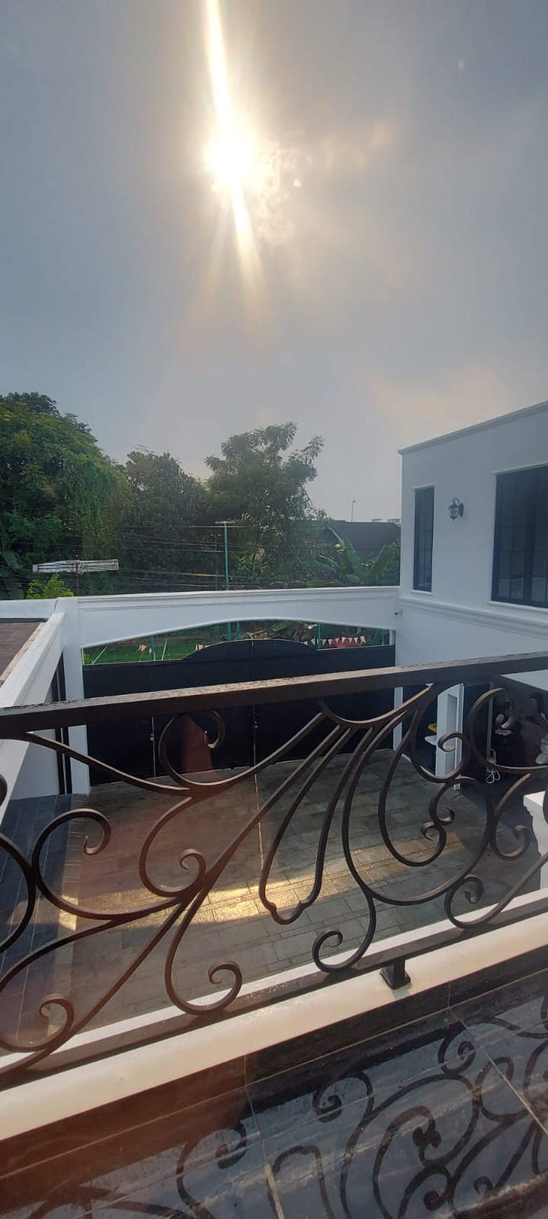 Rumah SHM 2 Lantai Luas Siap Huni dengan Hunian Nyaman di @Pesanggrahan, Jakarta Selatan