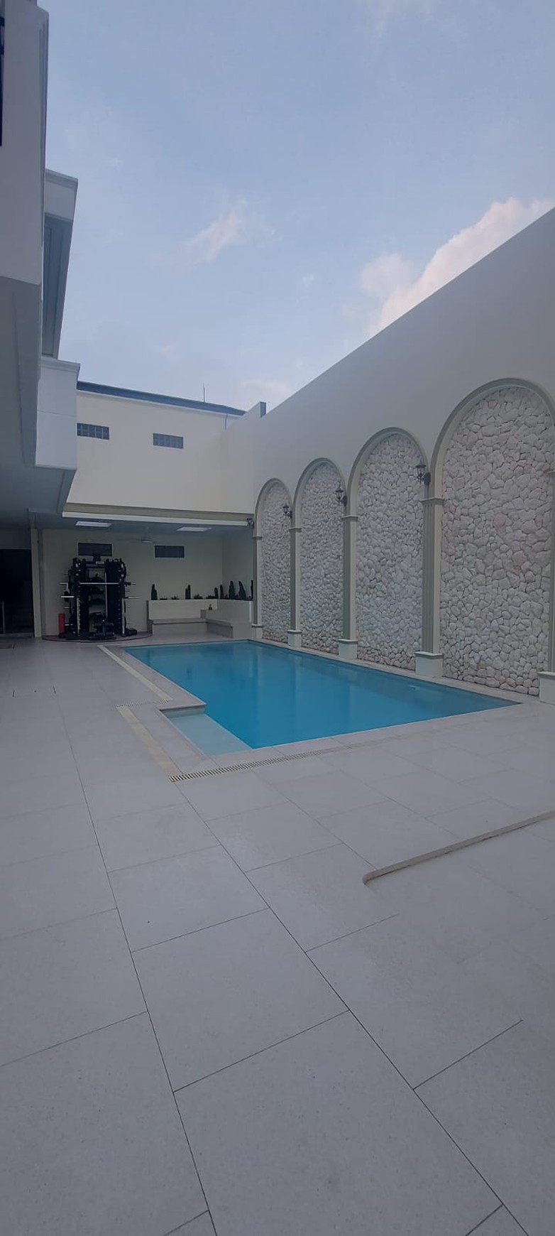 Rumah SHM 2 Lantai Luas Siap Huni dengan Hunian Nyaman di @Pesanggrahan, Jakarta Selatan
