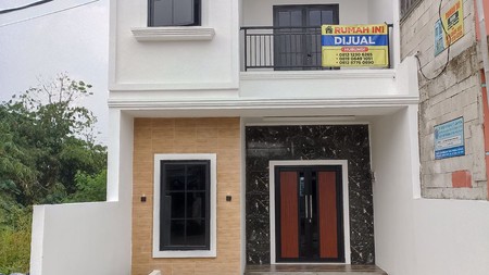 Dijual rumah baru di Limo 