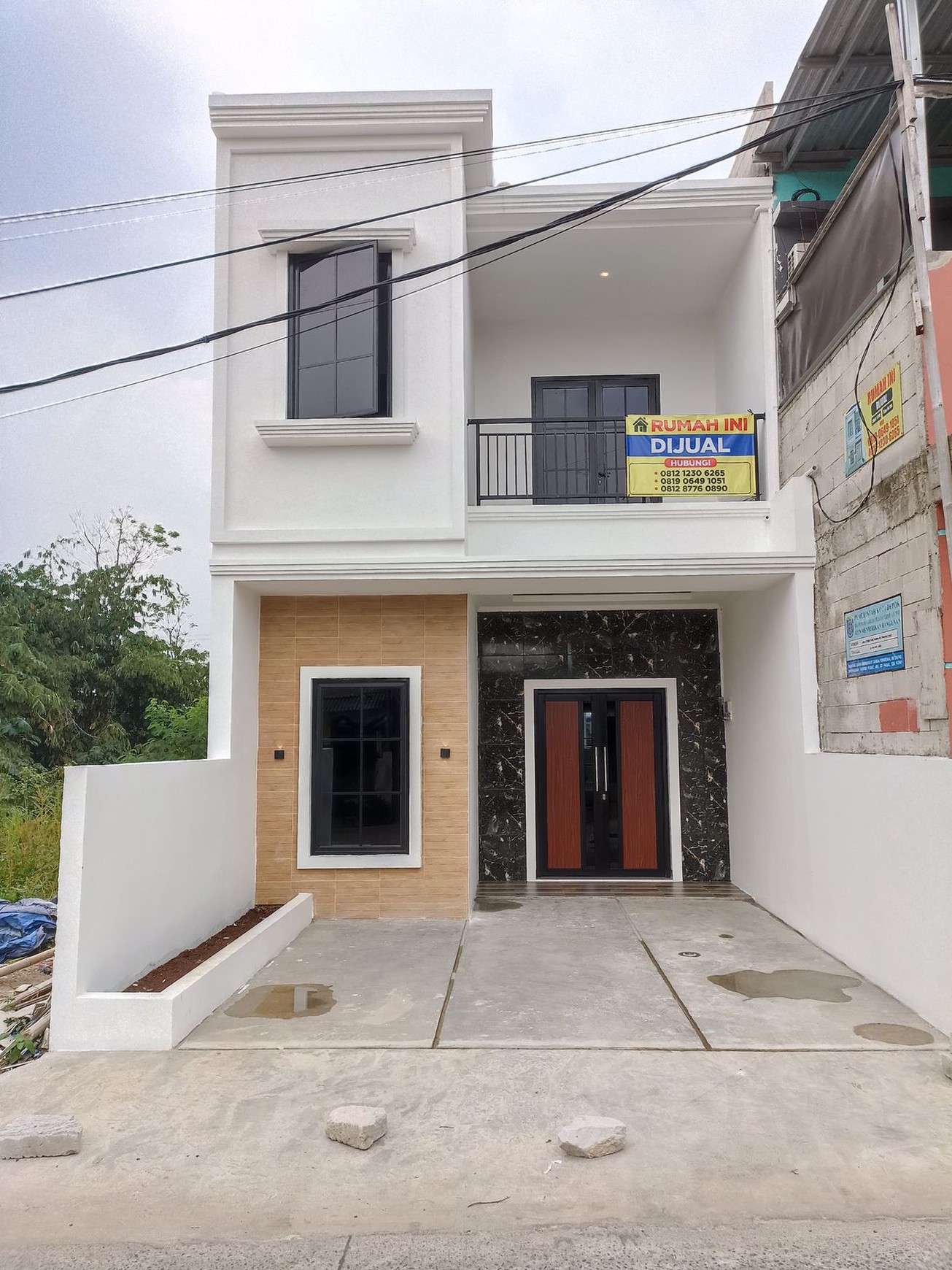 Dijual rumah baru di Limo