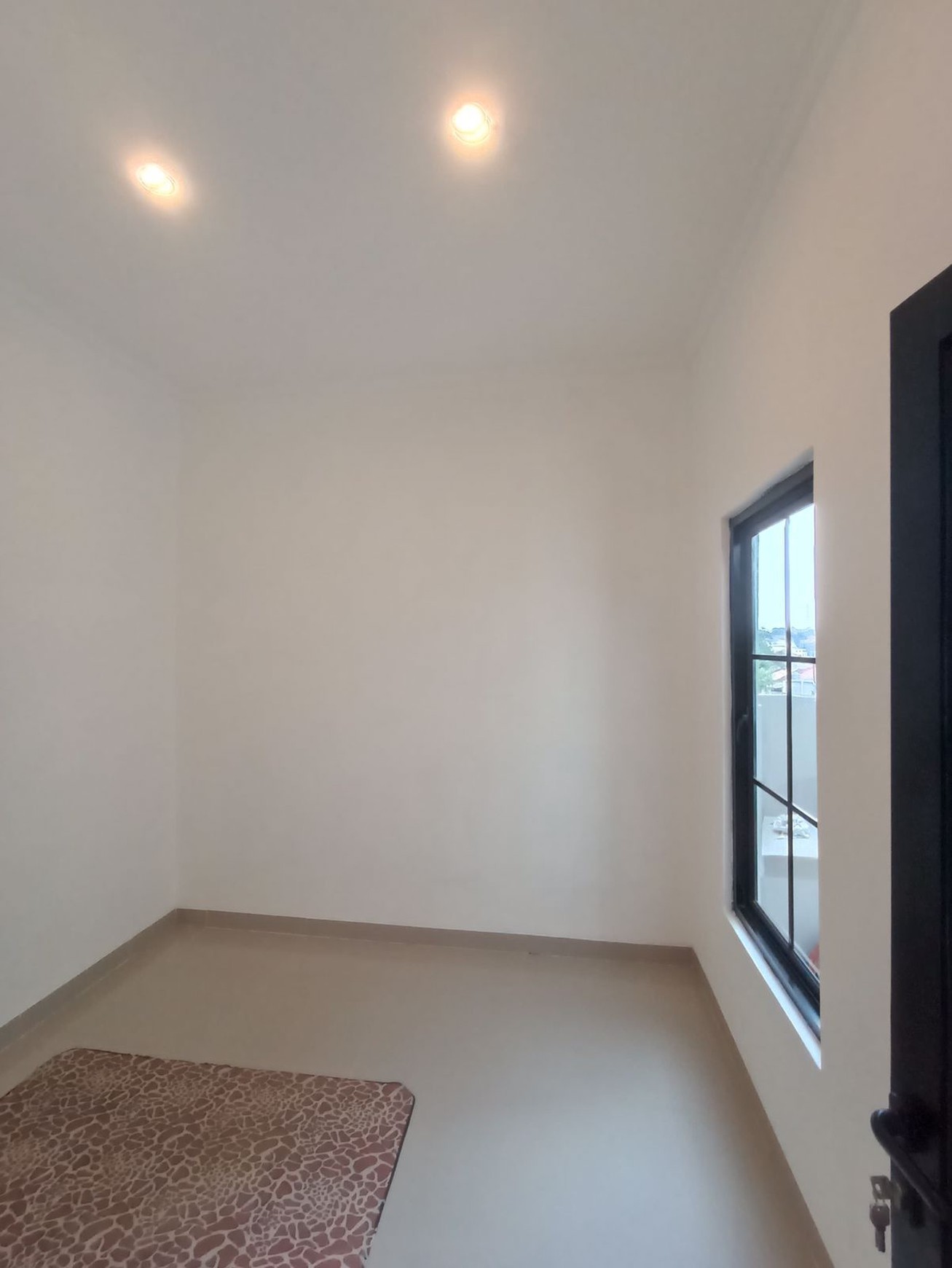 Dijual rumah baru di Limo