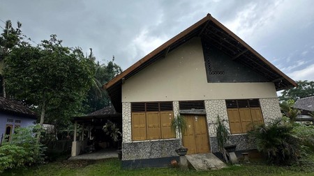 Rumah Kolonial Belanda, Cocok Untuk Homestay Berada Dekat Dengan Obelix Village Pandowoharjo Sleman 