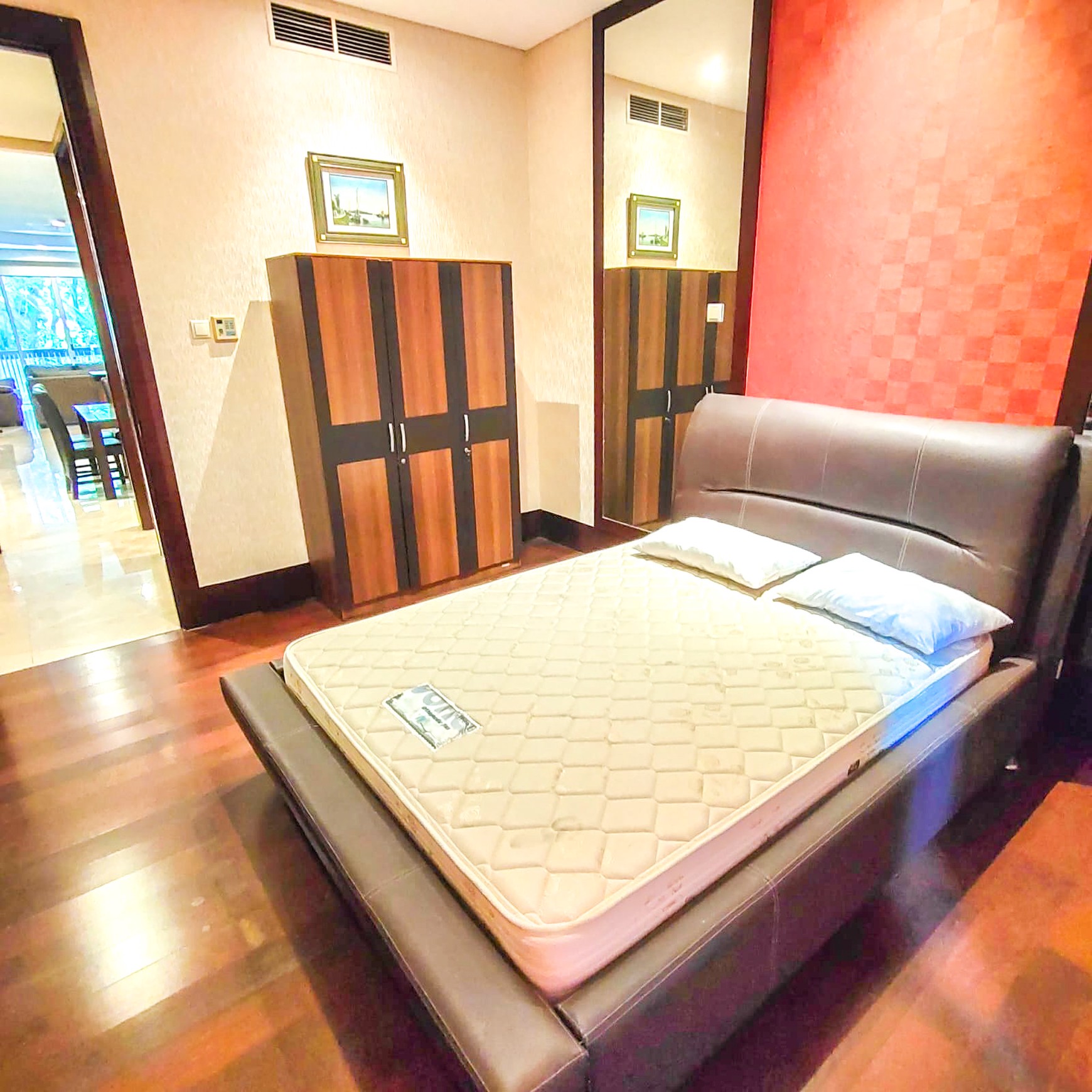 PEARL GARDEN RESORT APARTMENT SEMANGGI GATOT SUBROTO
