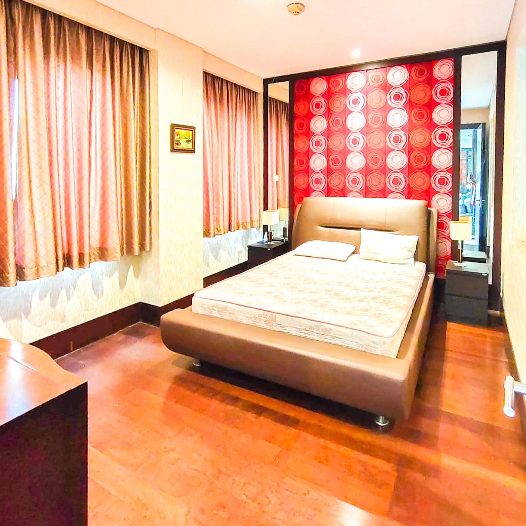 PEARL GARDEN RESORT APARTMENT SEMANGGI GATOT SUBROTO