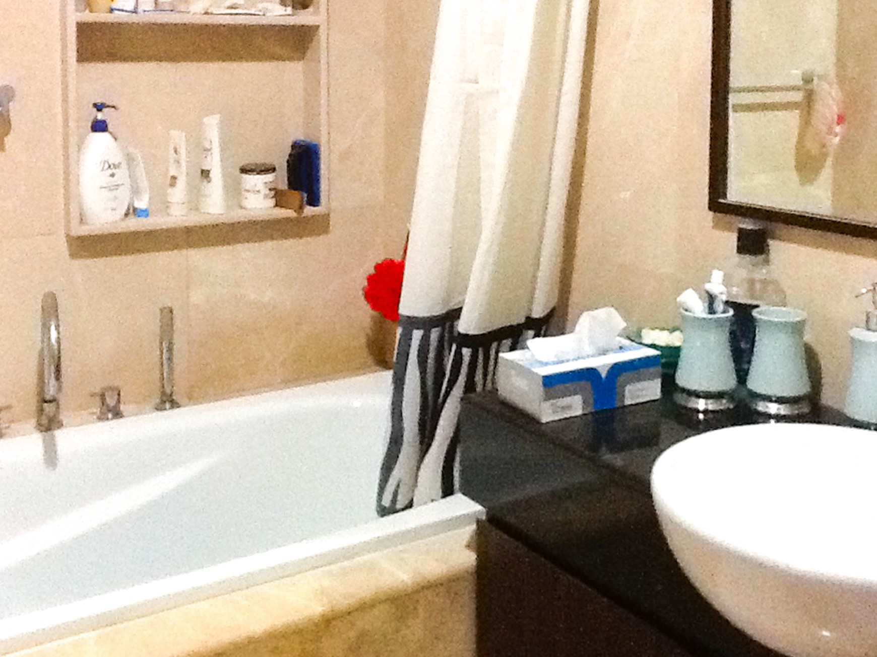 PEARL GARDEN RESORT APARTMENT SEMANGGI GATOT SUBROTO