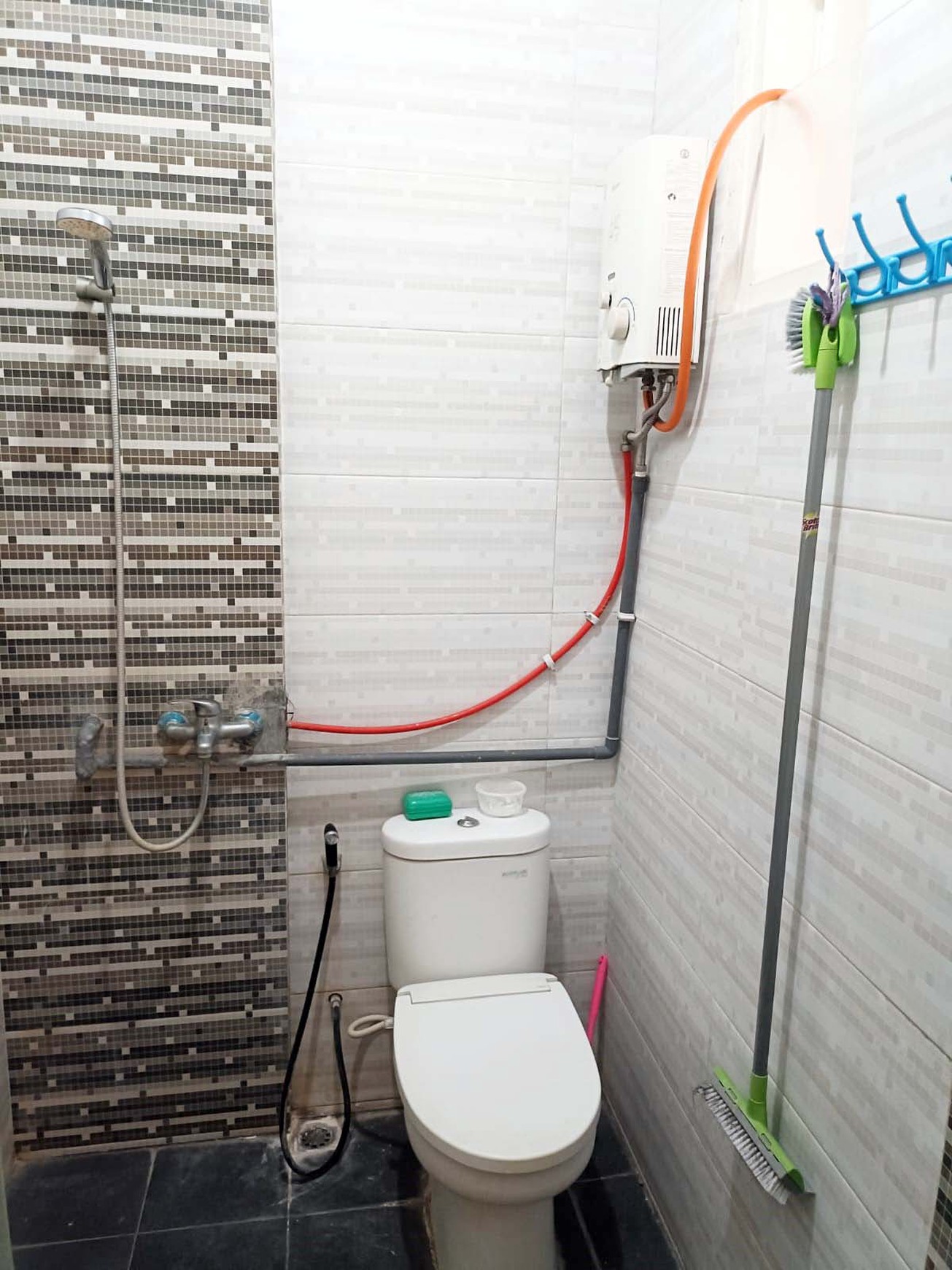 Rumah di Cluster Sorrento Pakuwon City, 2 Lantai, Semi Furnished, Siap Huni