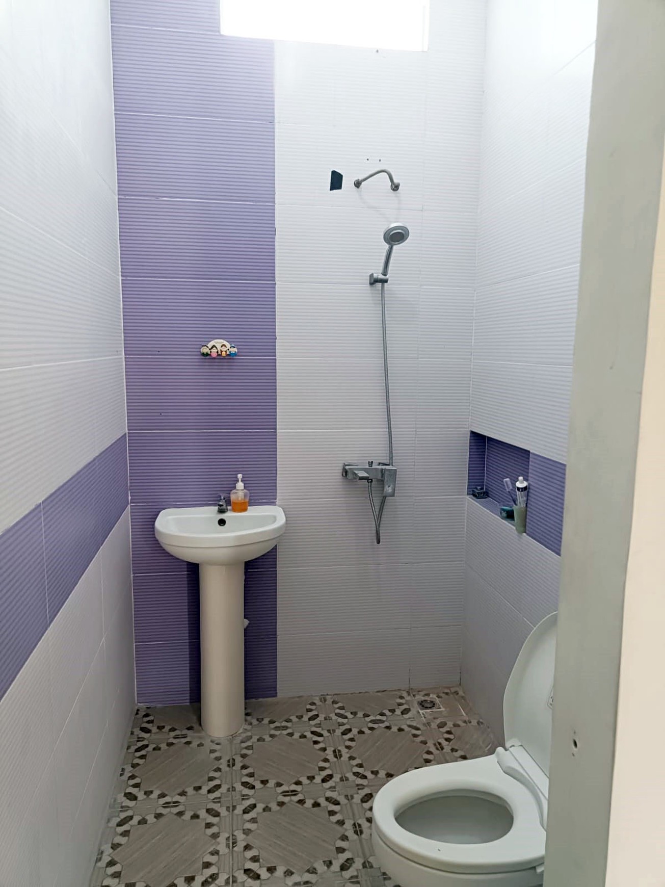 Rumah di Cluster Sorrento Pakuwon City, 2 Lantai, Semi Furnished, Siap Huni