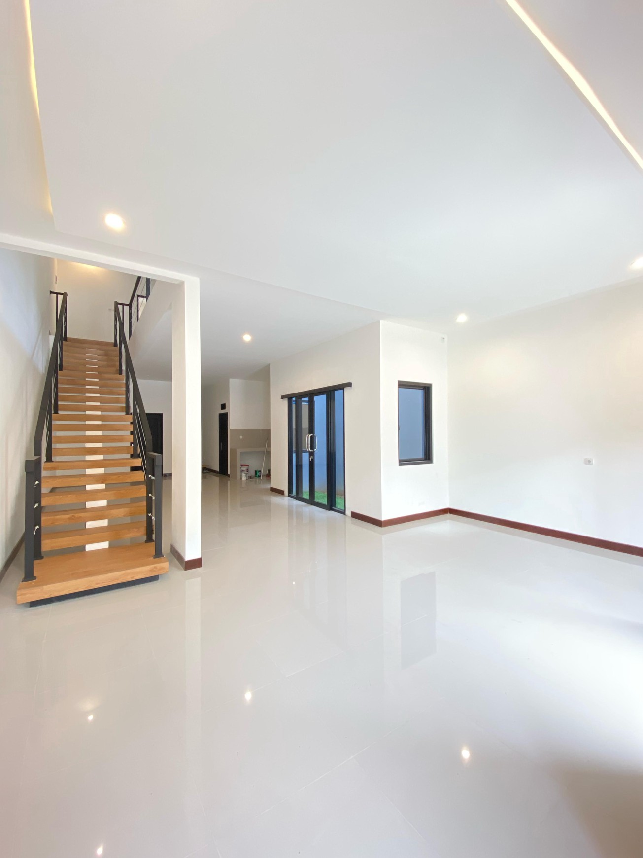 Cinere megapolitan luas 150 rumah brandnew dalam komplek