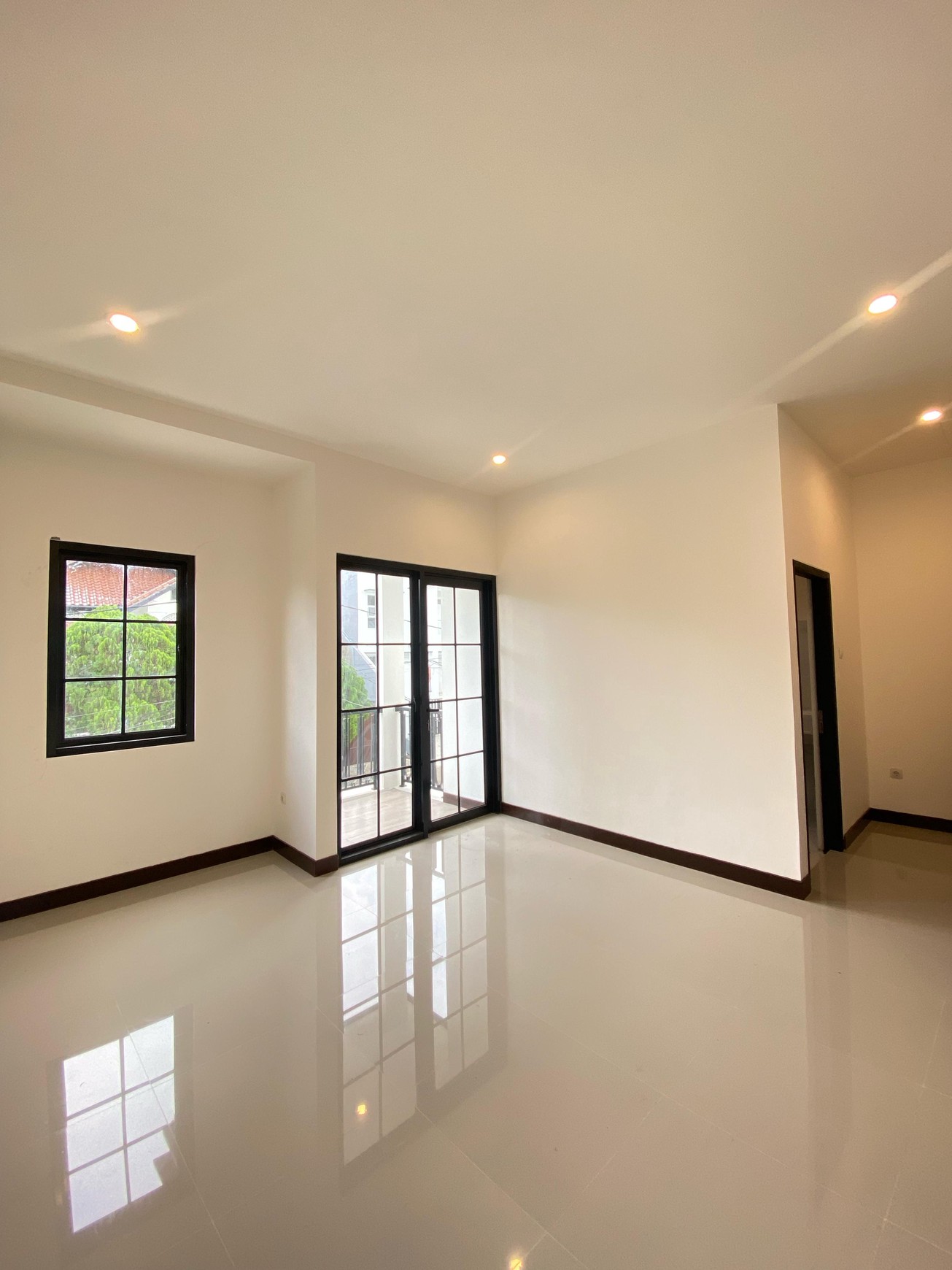 Cinere megapolitan luas 150 rumah brandnew dalam komplek