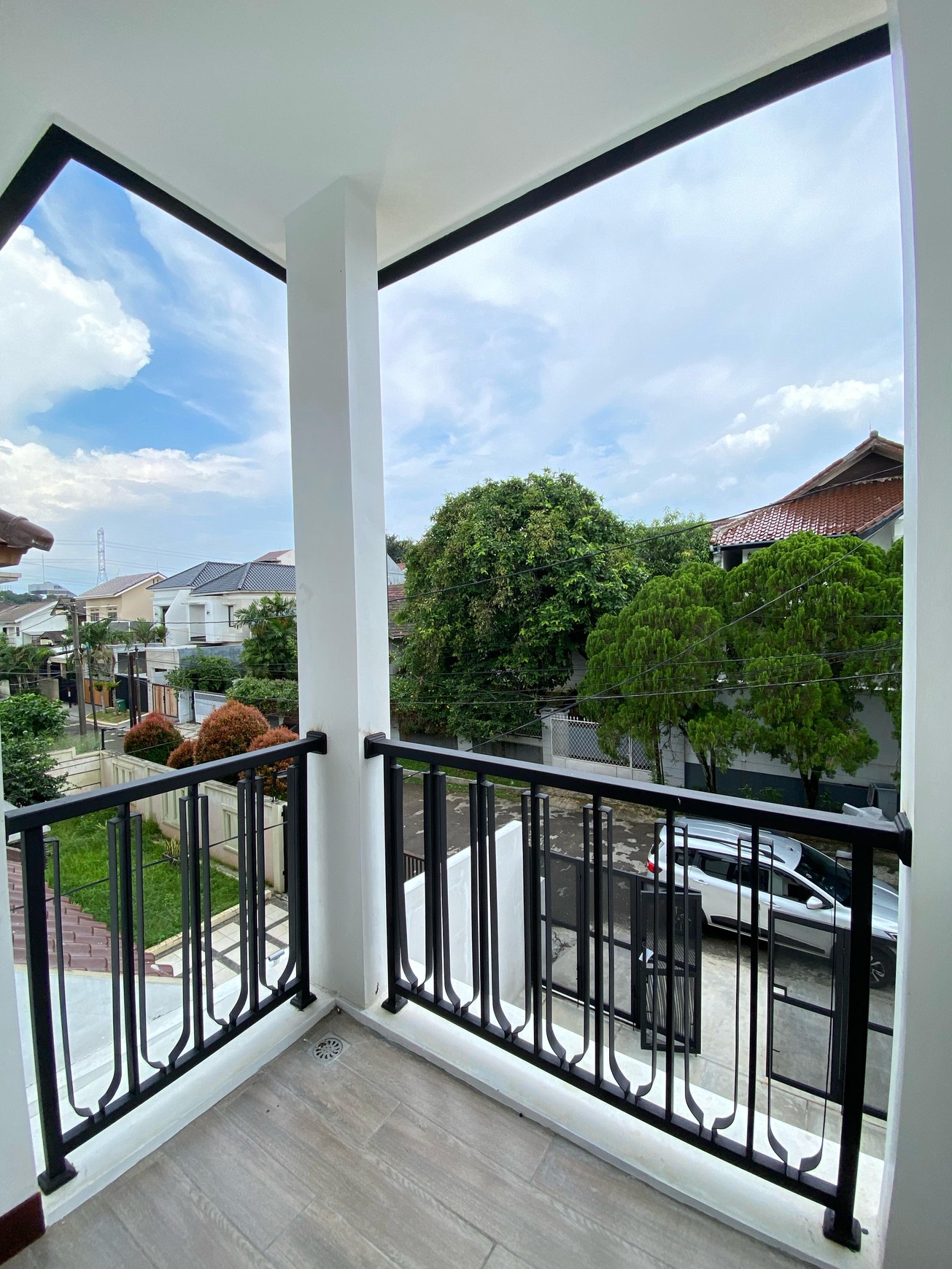 Cinere megapolitan luas 150 rumah brandnew dalam komplek