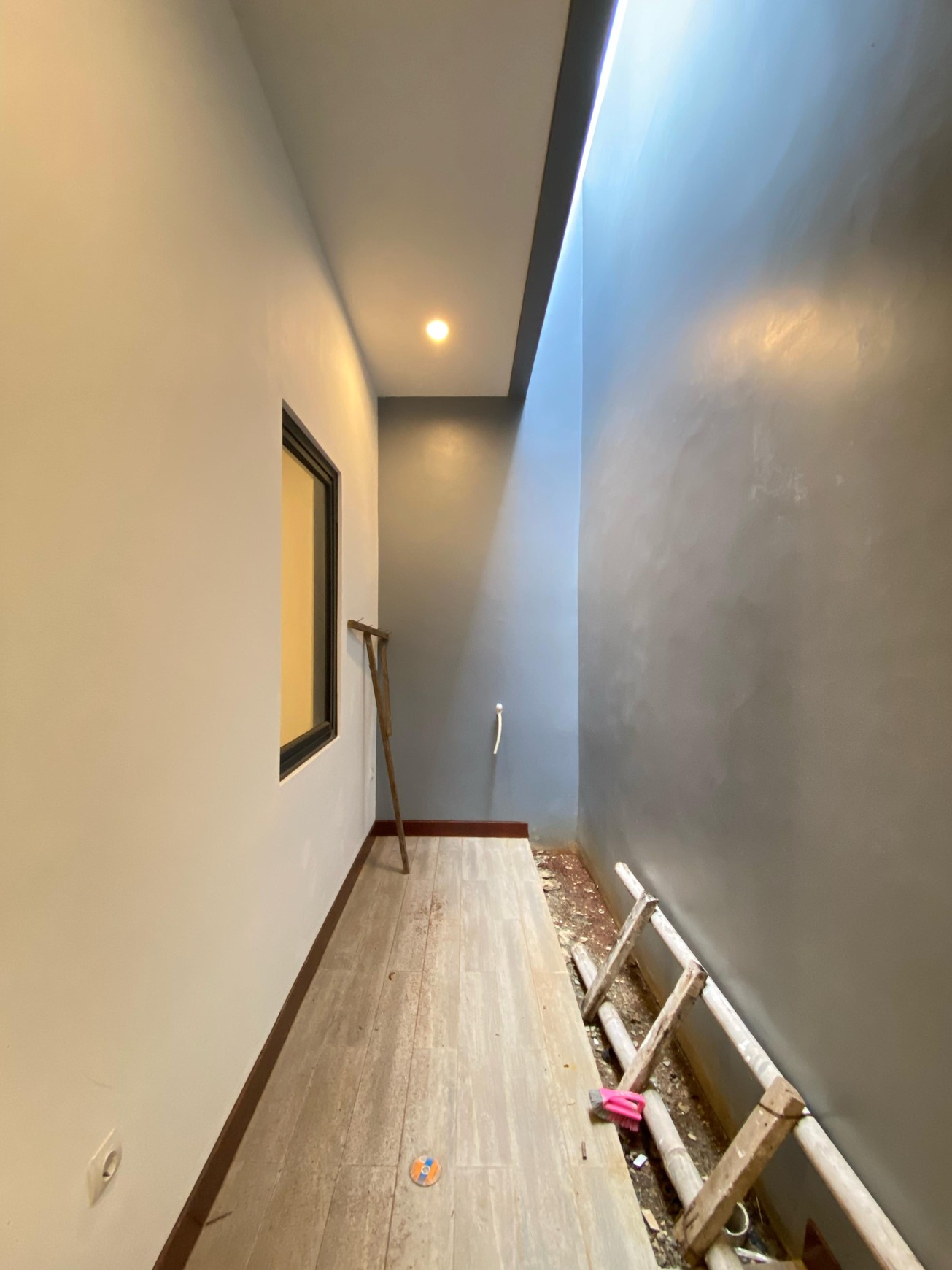 Cinere megapolitan luas 150 rumah brandnew dalam komplek