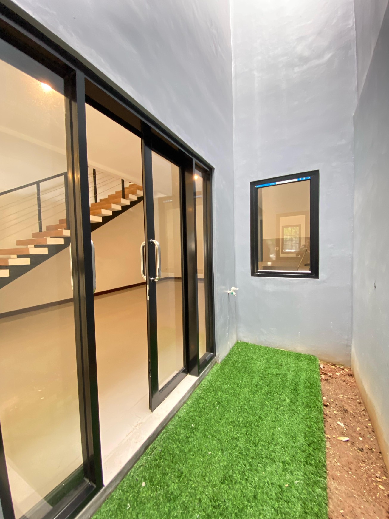 Cinere megapolitan luas 150 rumah brandnew dalam komplek