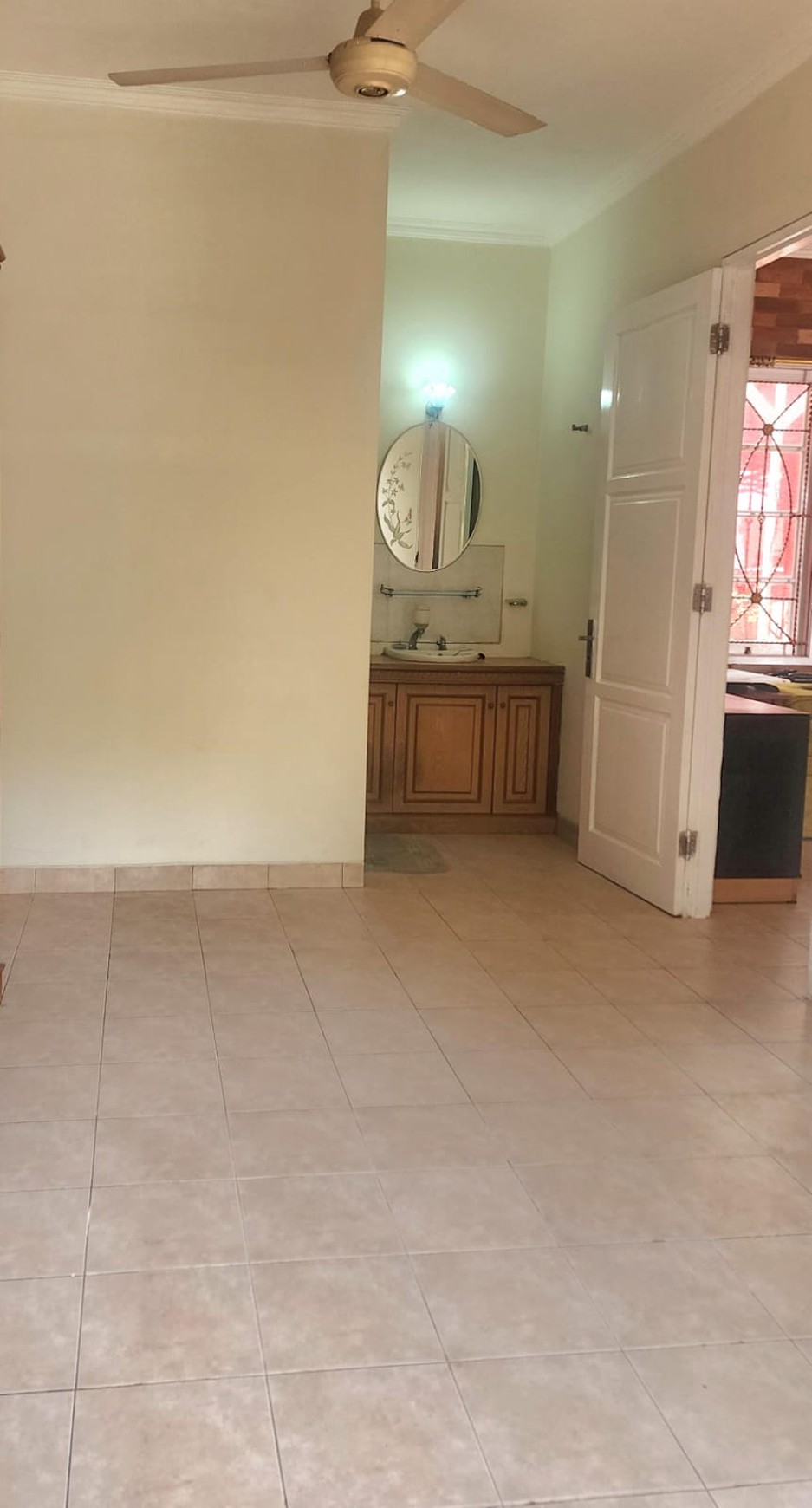 Rumah 2 lantai,ada kitchen set di Bintaro Jaya 9.