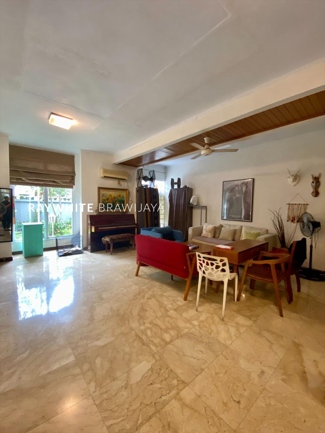 Rumah Siap Huni Lokasi Tenang Area Pondok Indah