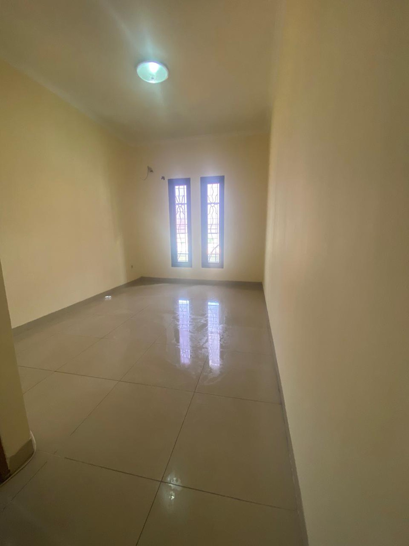 Rumah siap huni baru renovasi di Larangan.