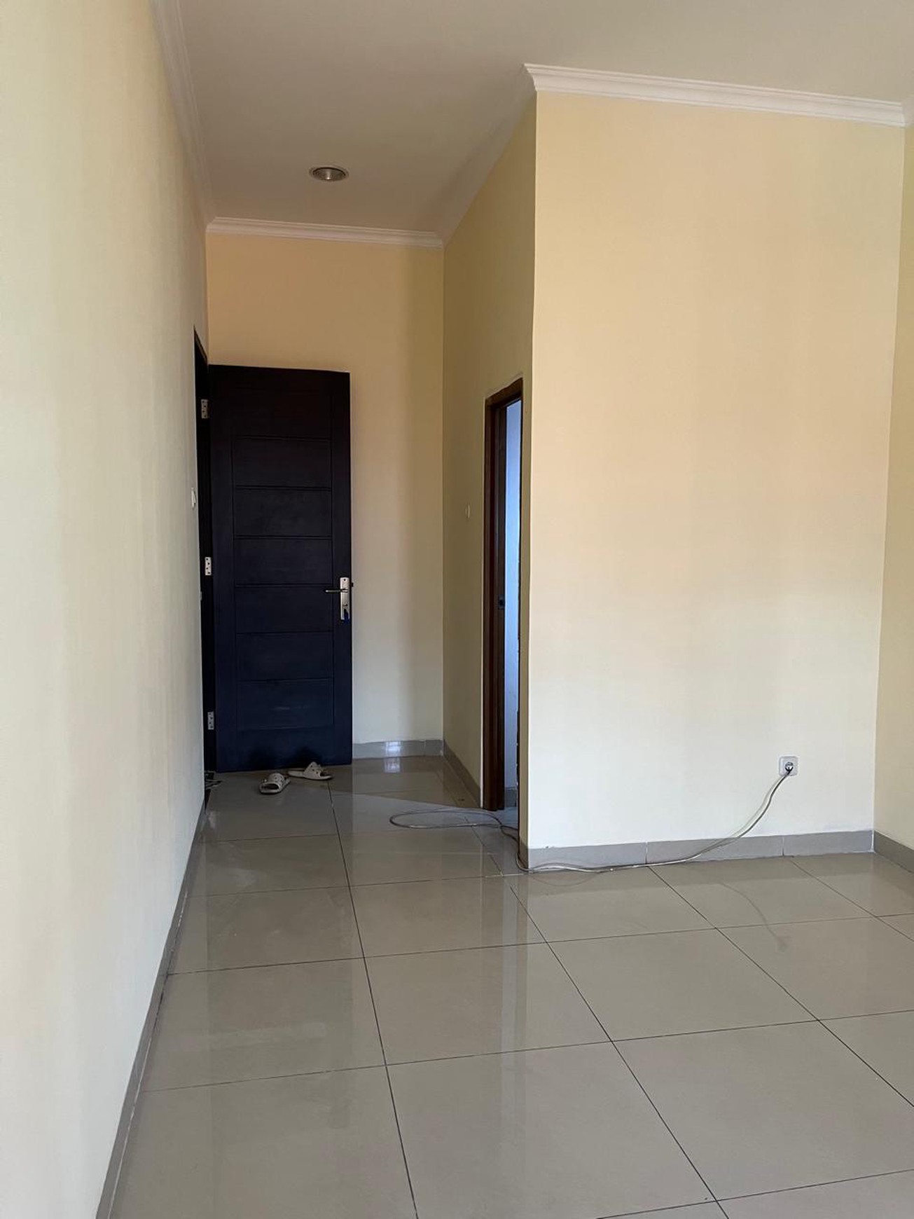 Rumah siap huni baru renovasi di Larangan.