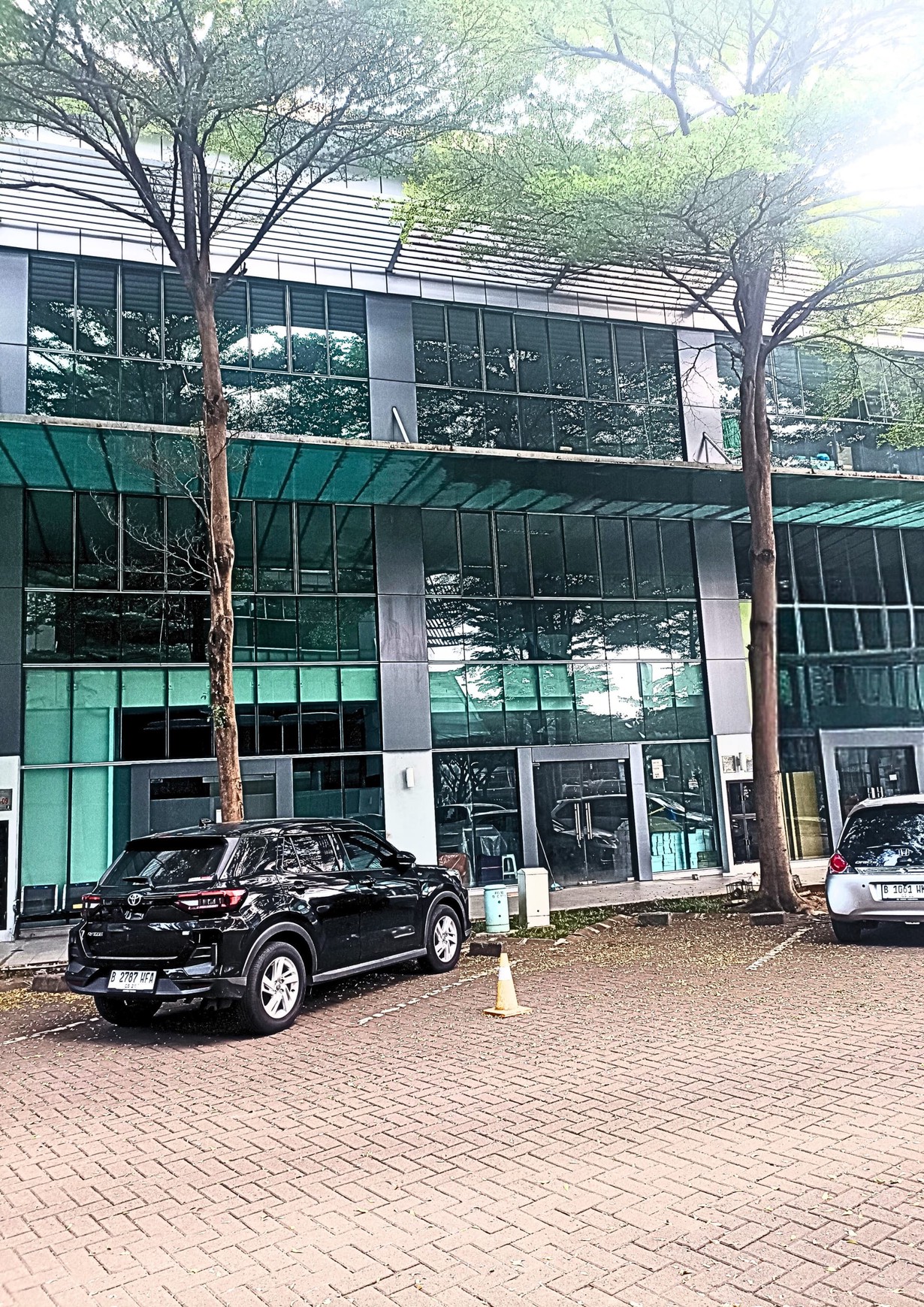Ruko Siap Pakai Di Ruko Kebayoran Square Bintaro Jaya Sektor 7