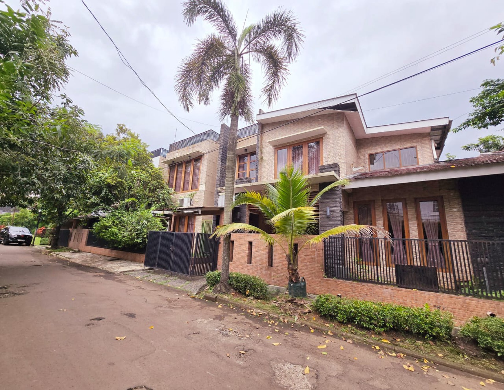 Rumah Bagus Di Mertilang Bintaro Jaya Sektor 9