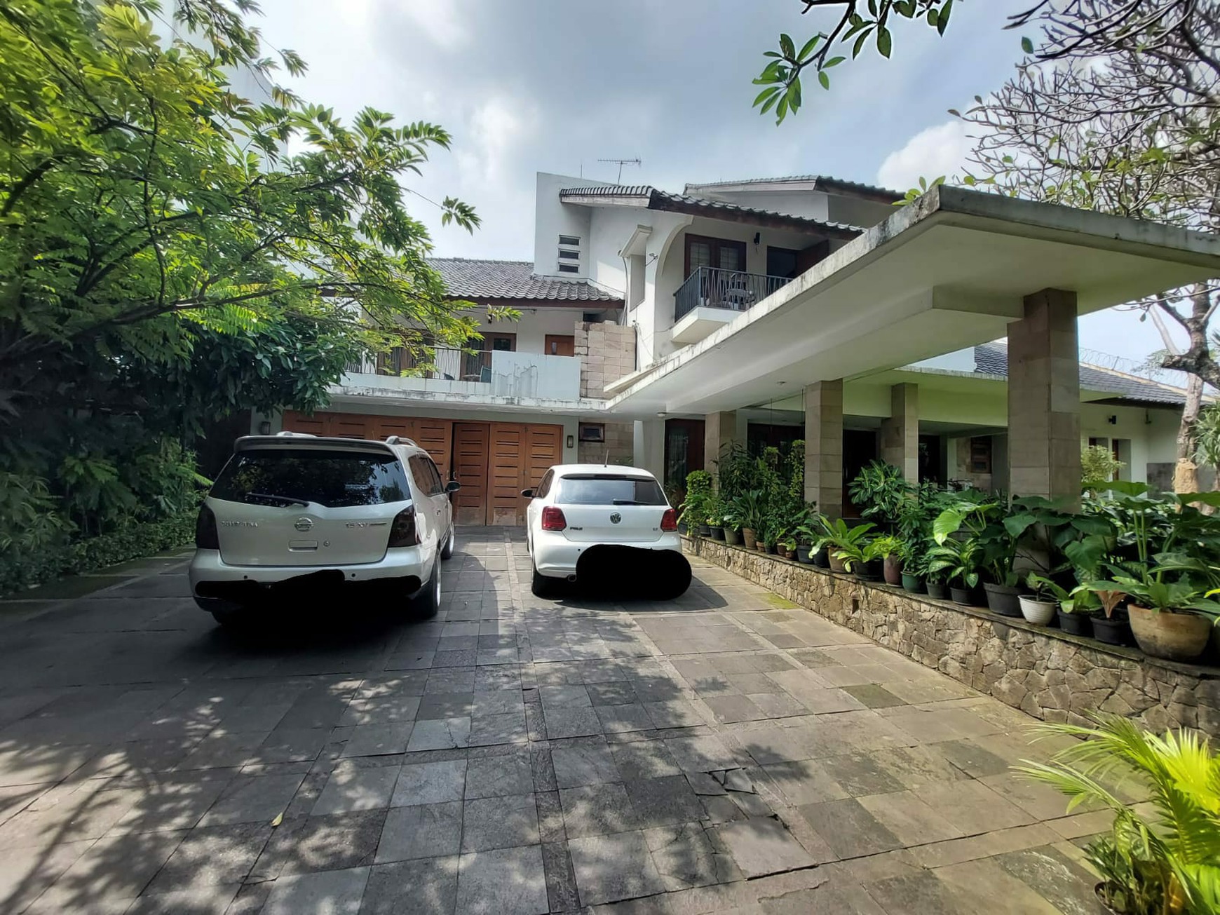 Dijual Rumah Exclusive, Tenang, dan Nyaman di Kawasan Darmawangsa, Kebayoran Baru
