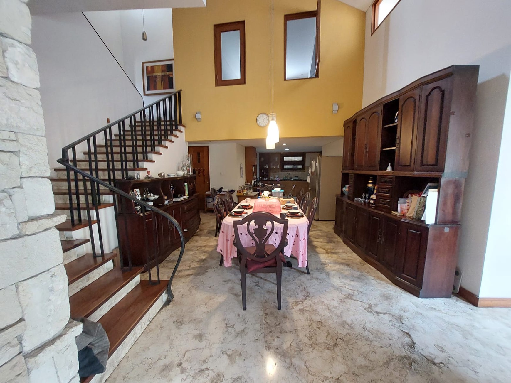 Dijual Rumah Exclusive, Tenang, dan Nyaman di Kawasan Darmawangsa, Kebayoran Baru