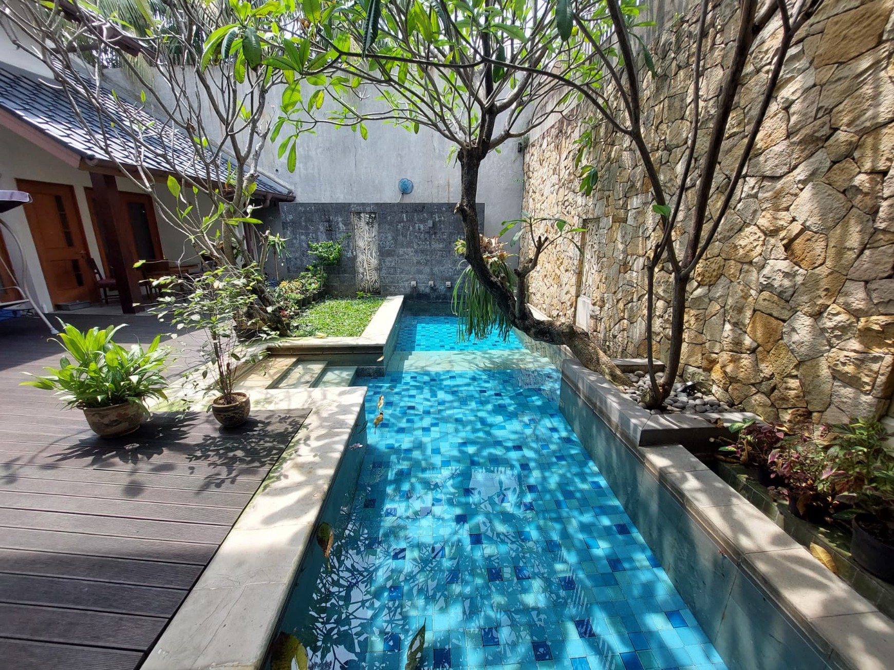 Dijual Rumah Exclusive, Tenang, dan Nyaman di Kawasan Darmawangsa, Kebayoran Baru