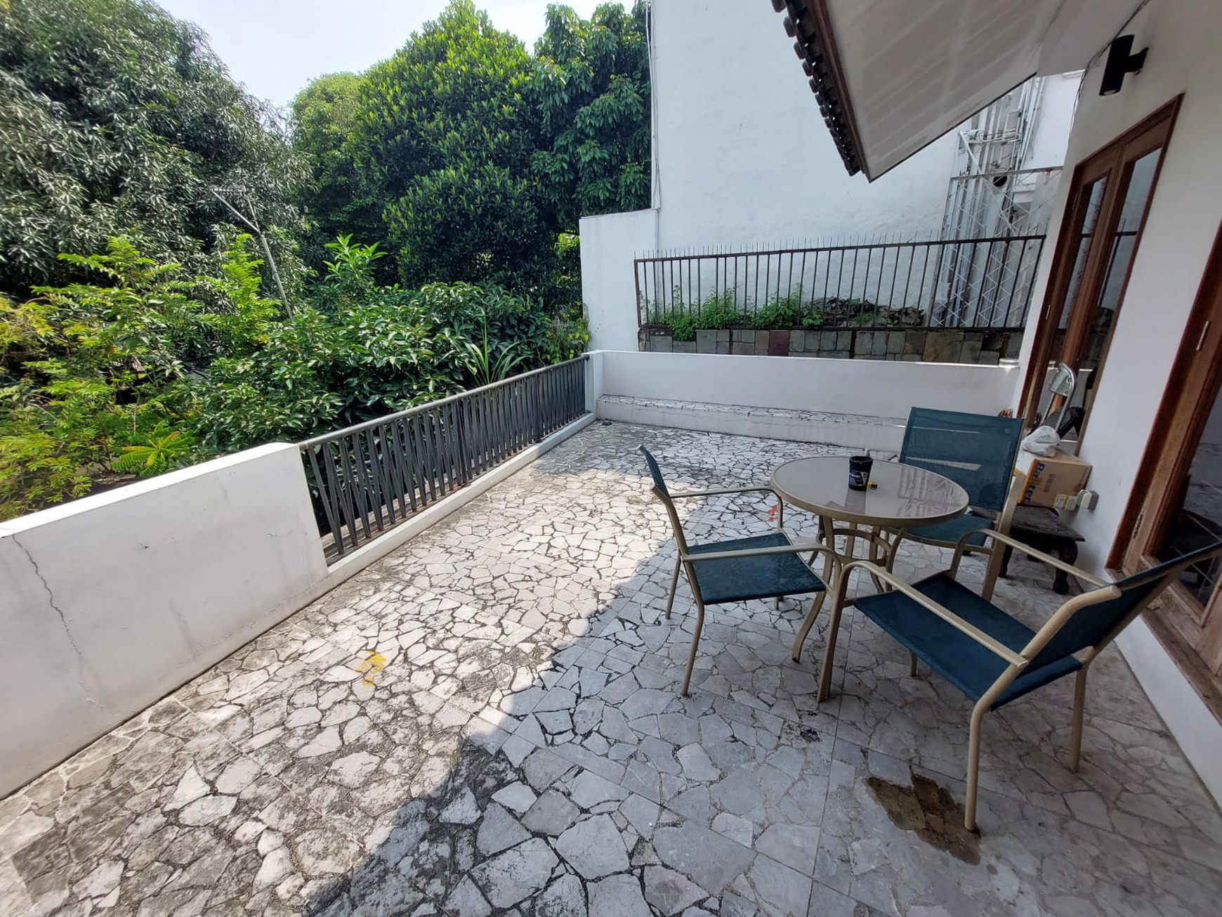 Dijual Rumah Exclusive, Tenang, dan Nyaman di Kawasan Darmawangsa, Kebayoran Baru