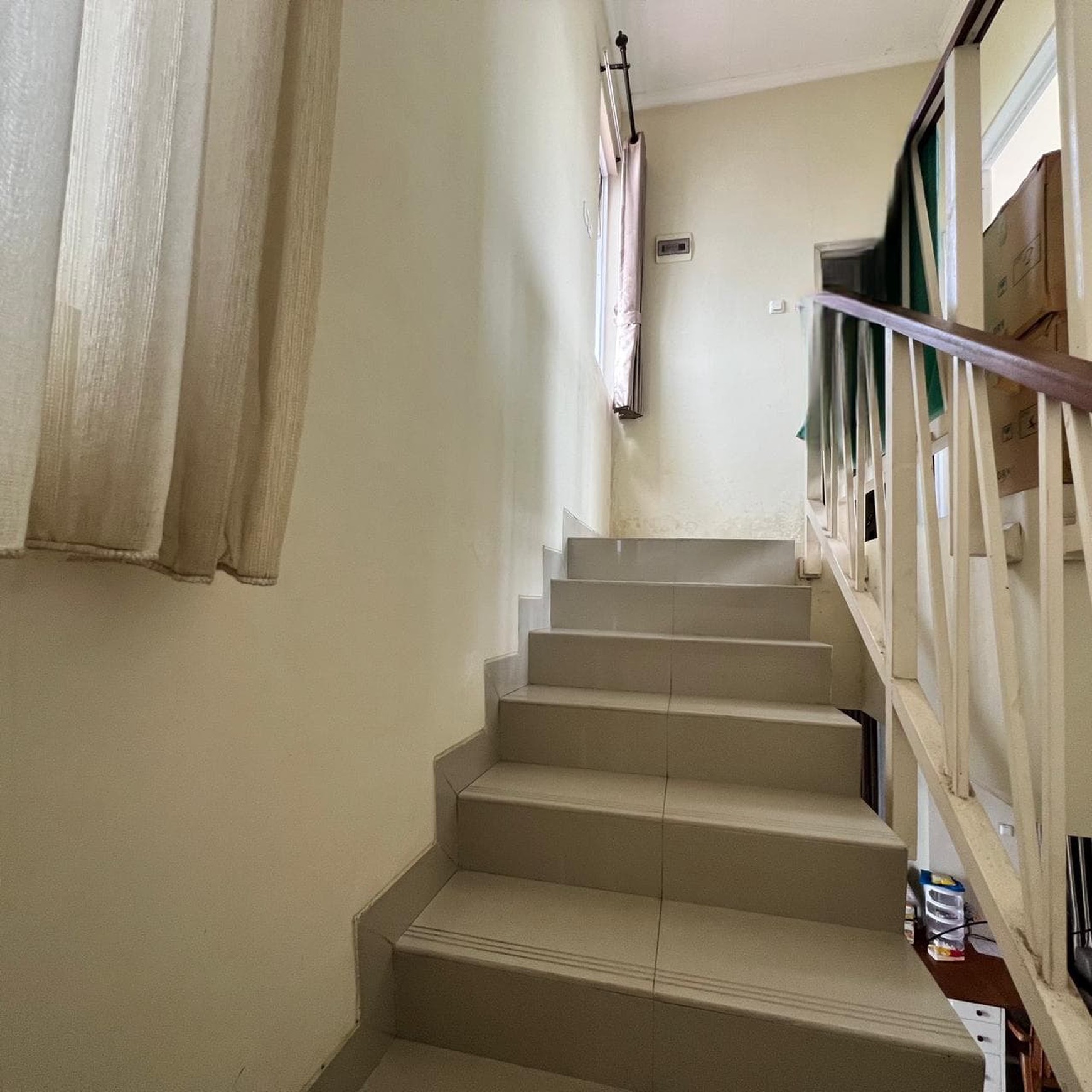 Rumah Modern Minimalis di Karawang - Green Village 2 ,Full Furnish - Siap Huni Tinggal Seret Koper