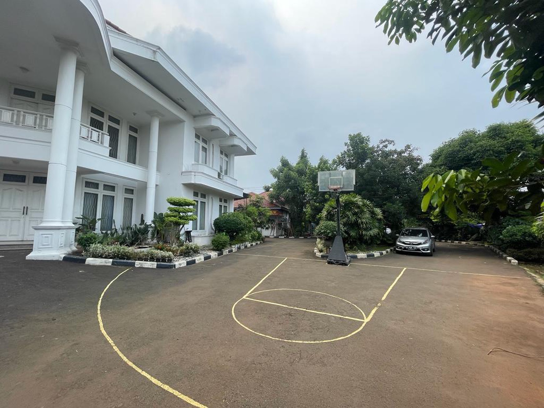 Rumah Bagus Di Jati Cempaka Pondok Gede Bekasi Jawa Barat