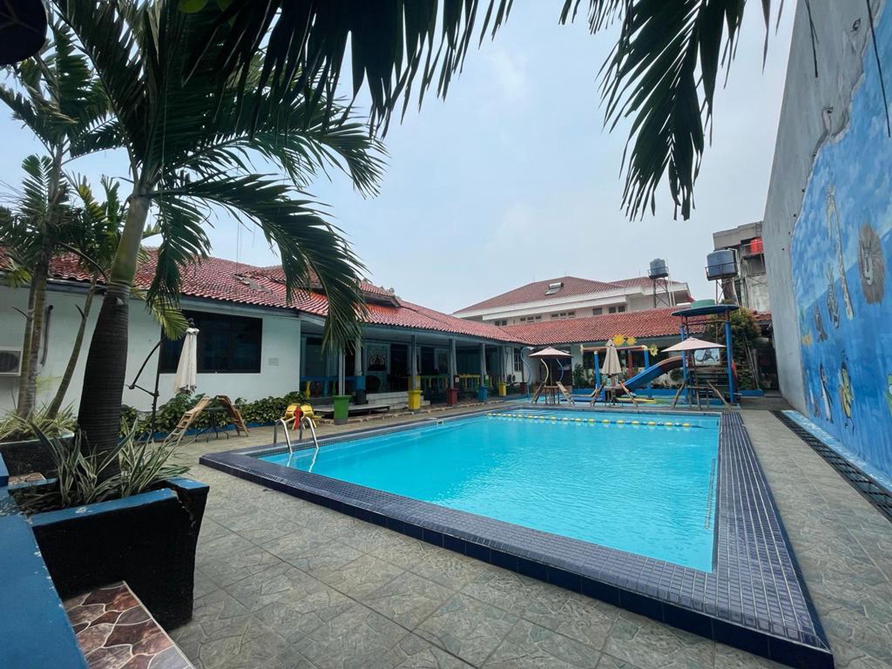 Rumah Bagus Di Jati Cempaka Pondok Gede Bekasi Jawa Barat