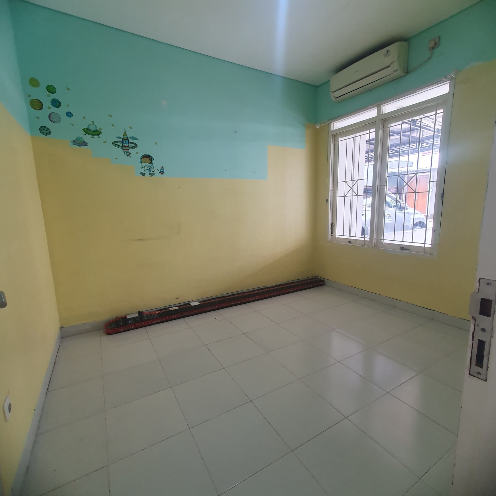 Rumah Bagus Di Puri Cirendeu Indah Tangerang Selatan