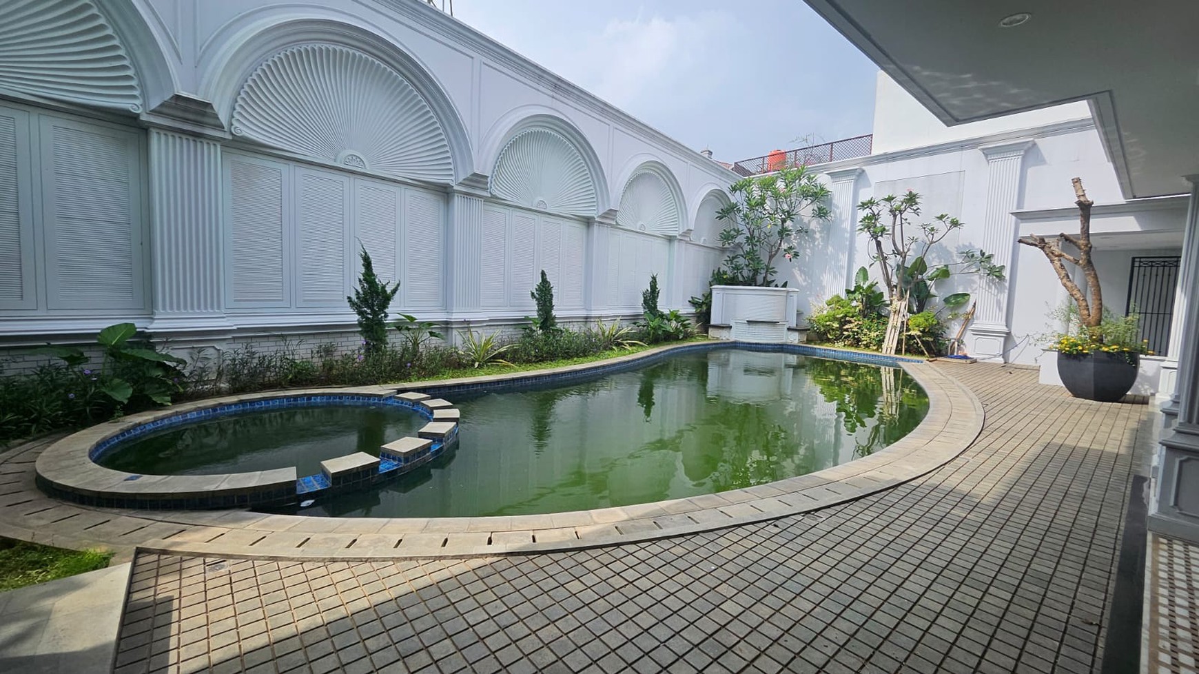 Brand New Luxury Home di Pondok Indah - Lokasi Premium, Fasilitas Lengkap