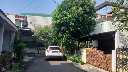 Rumah Bagus Di Jl Teratai, Larangan Indah Ciledug Tangerang