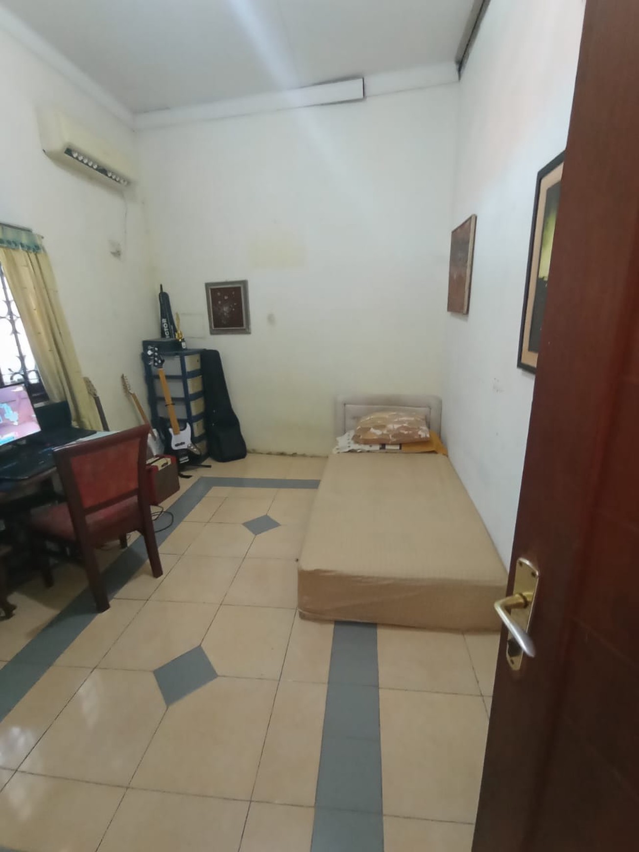Rumah Bagus Di Jl Teratai, Larangan Indah Ciledug Tangerang