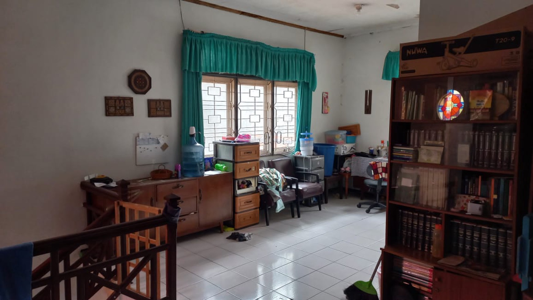 Jual cepat rumah siap huni nginden intan barat strategis dekat kampus ubaya dan perbanas