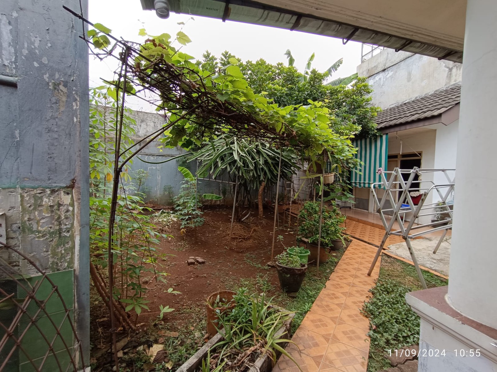 Dijual Rumah Sangat Strategis di Pancoran, Berada di Tepi Jalan dan Cocok Untuk Aneka Usaha