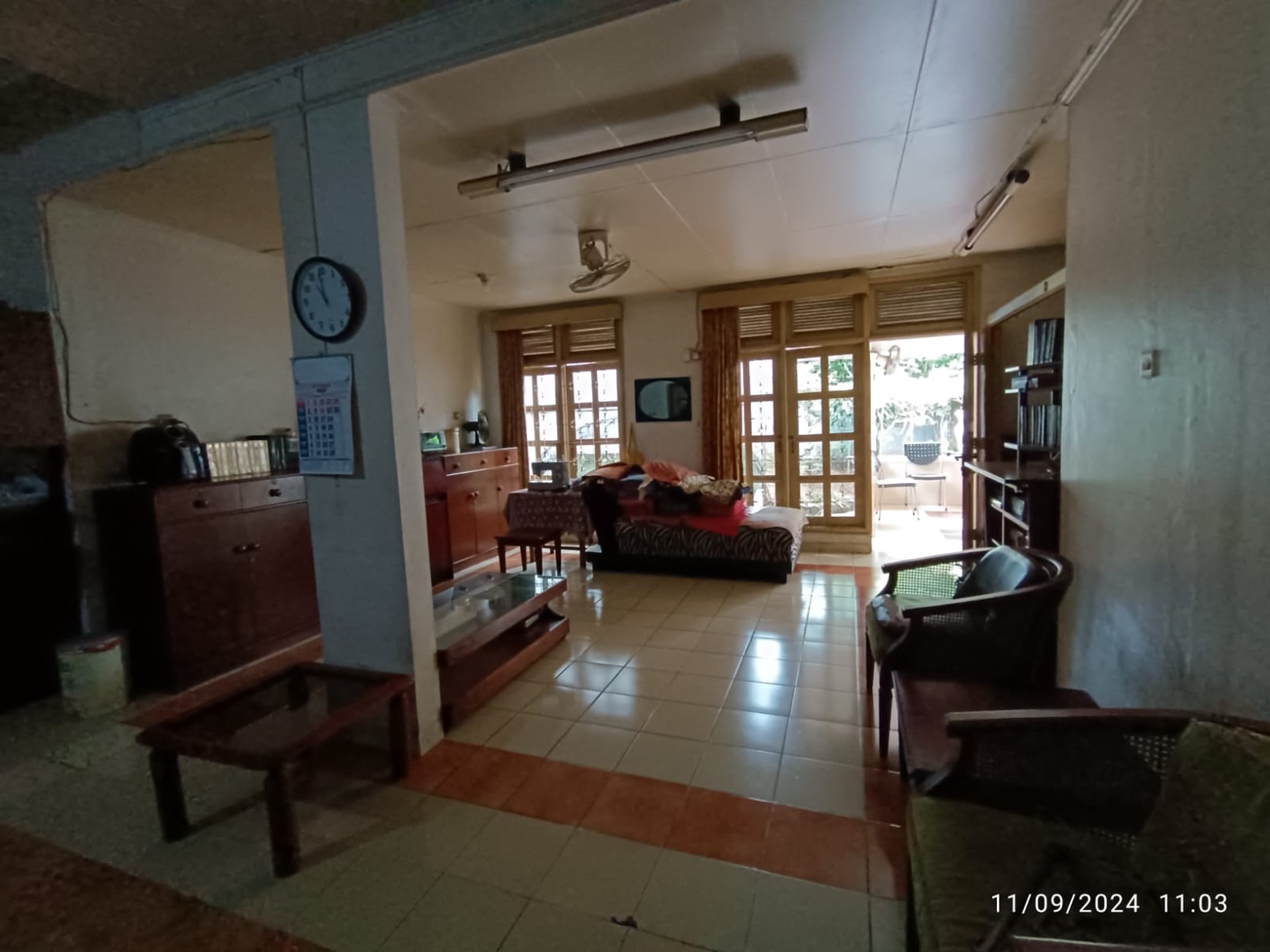 Dijual Rumah Sangat Strategis di Pancoran, Berada di Tepi Jalan dan Cocok Untuk Aneka Usaha