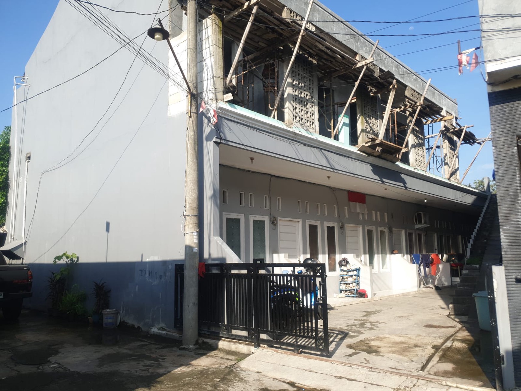 Rumah Bagus Di Jl H Syamril Pondok Gede Bekasi