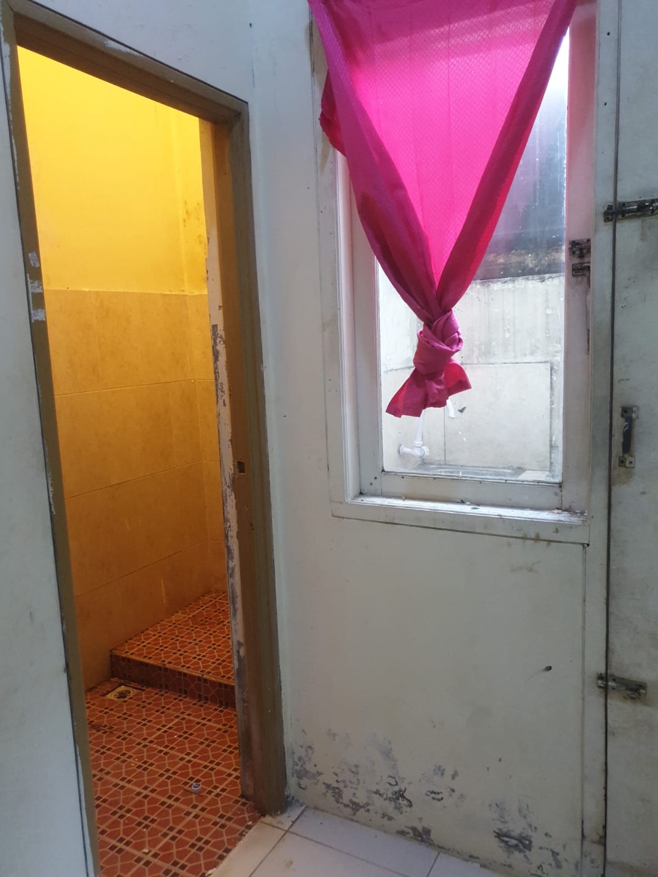 Rumah Bagus Di Jl H Syamril Pondok Gede Bekasi