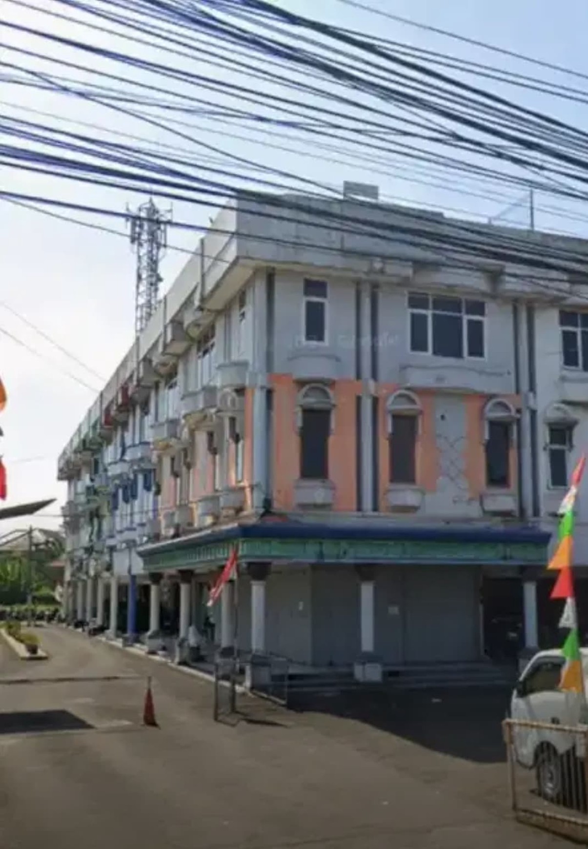 Ruko 3 Lantai di Tengah Kota, Taman Surya Indah Bandung