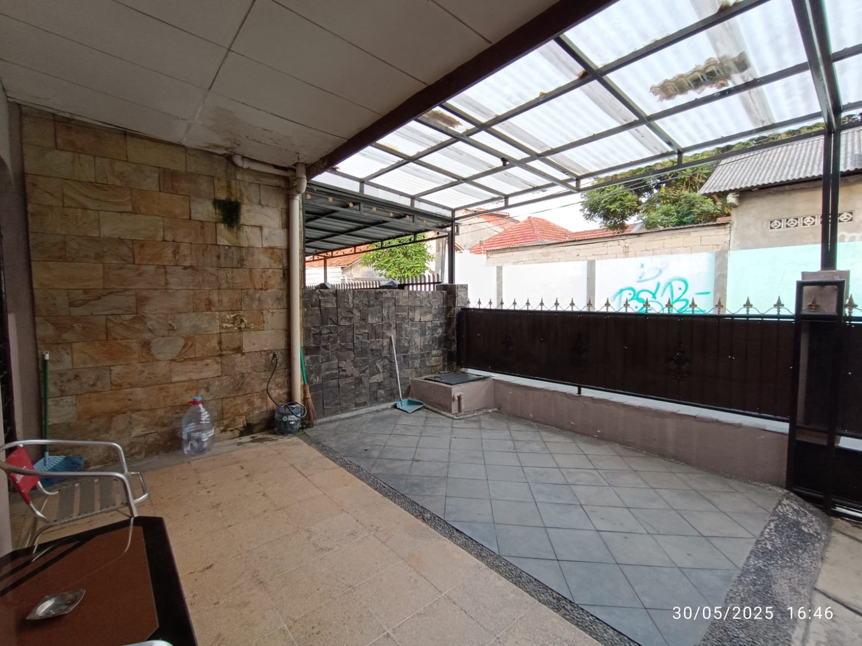 Dijual Rumah Fully Furnished di Pejaten Timur, Lingkungan Tenang dan Nyaman