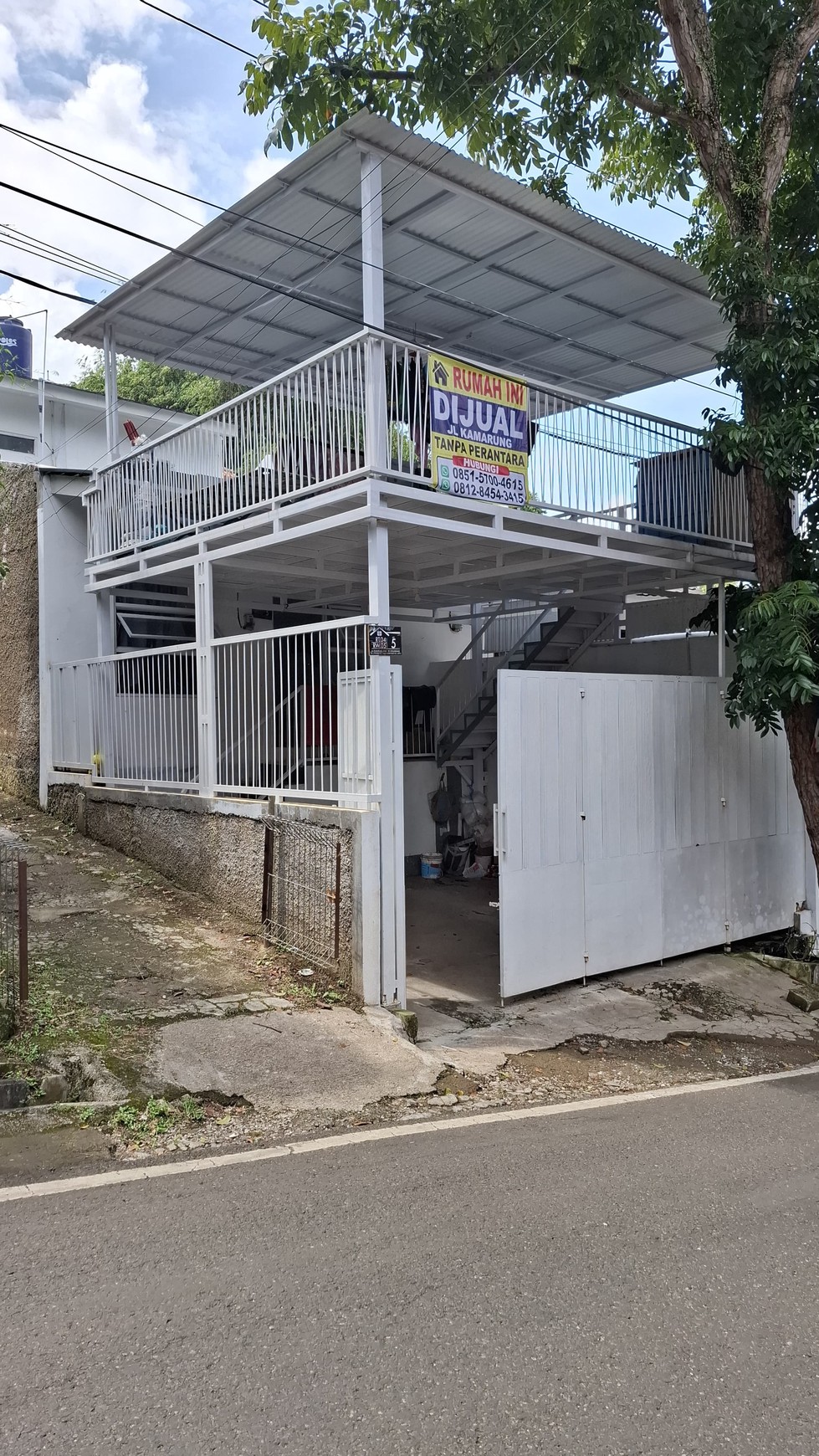 RUMAH NYAMAN LOKASI STRATEGIS DI CIMAHI UTARA