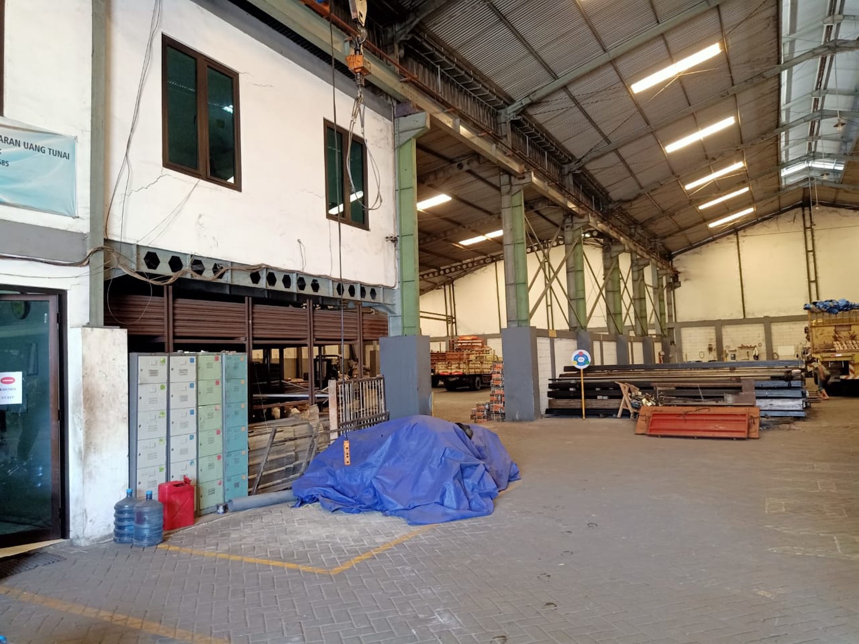 Jual cepat gudang siap pakai antropolis margomulyo bebas banjir luas 1500m2 cocok untuk segala usaha