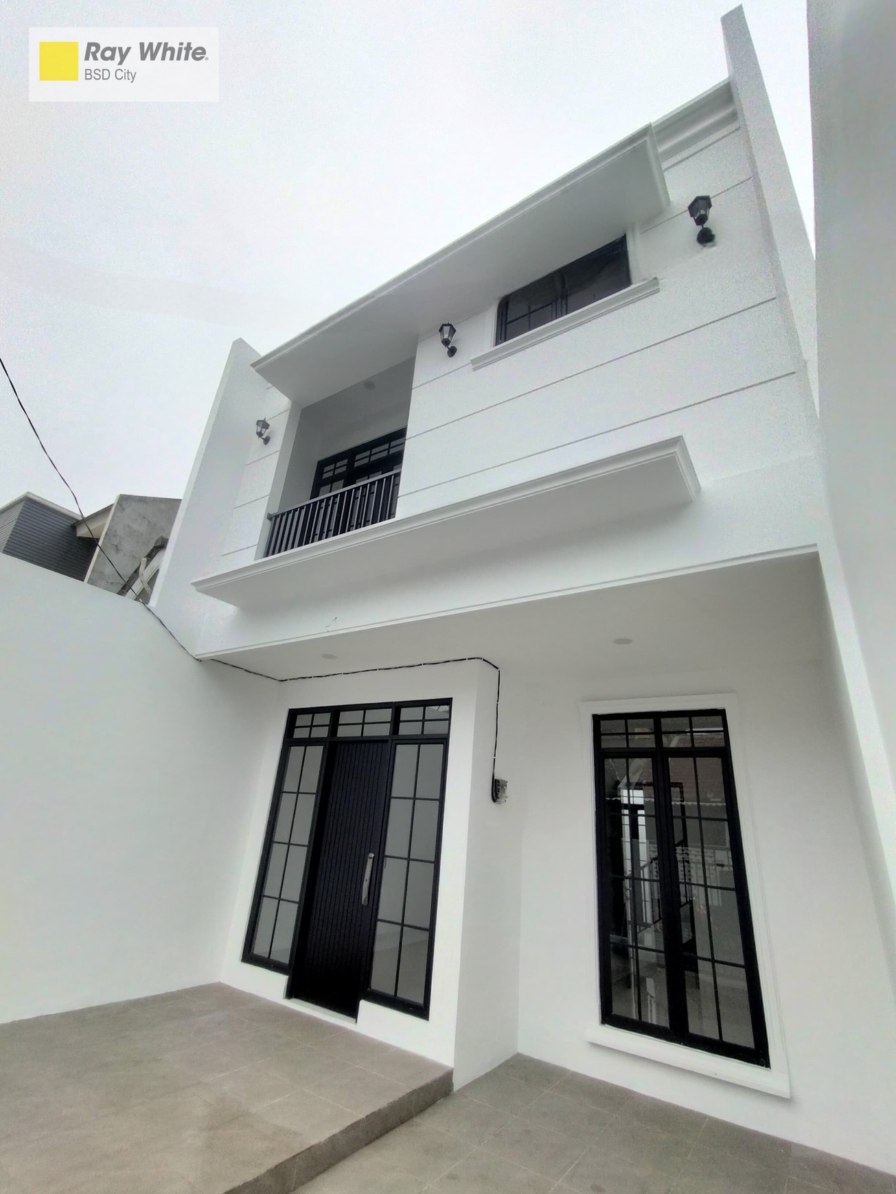 Rumah BRAND NEW bergaya American Classic  di Kencana Loka 12.5 BSD City