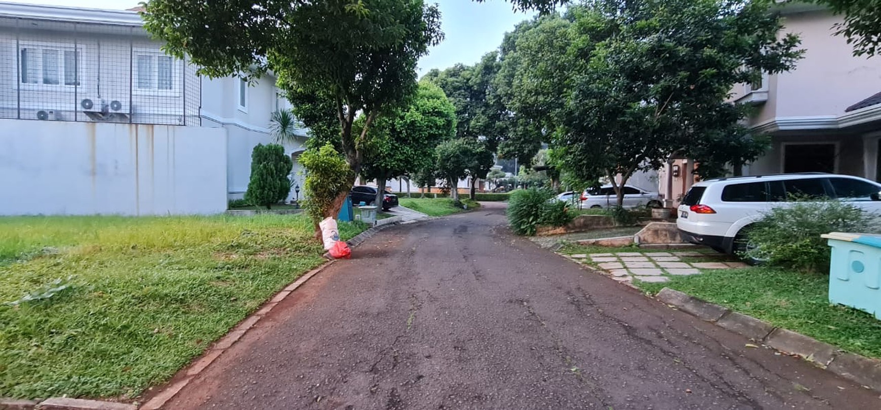 Kavling badan Taman Giri Loka BSD City, harga murah