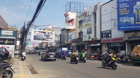 Ruko di Mainroad Suniaraja dekat Braga Citywalk Bandung