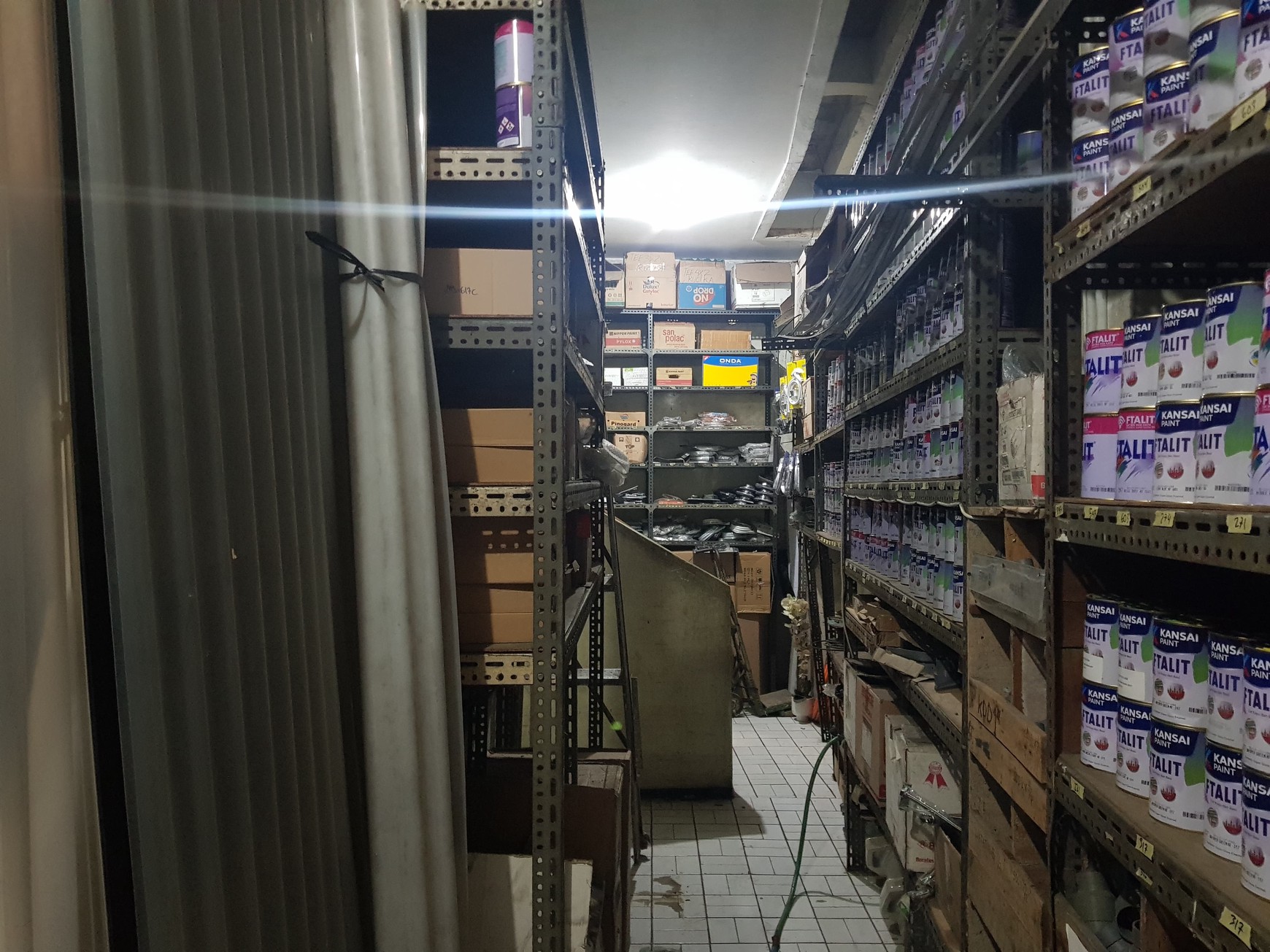 Ruko di Mainroad Suniaraja dekat Braga Citywalk Bandung