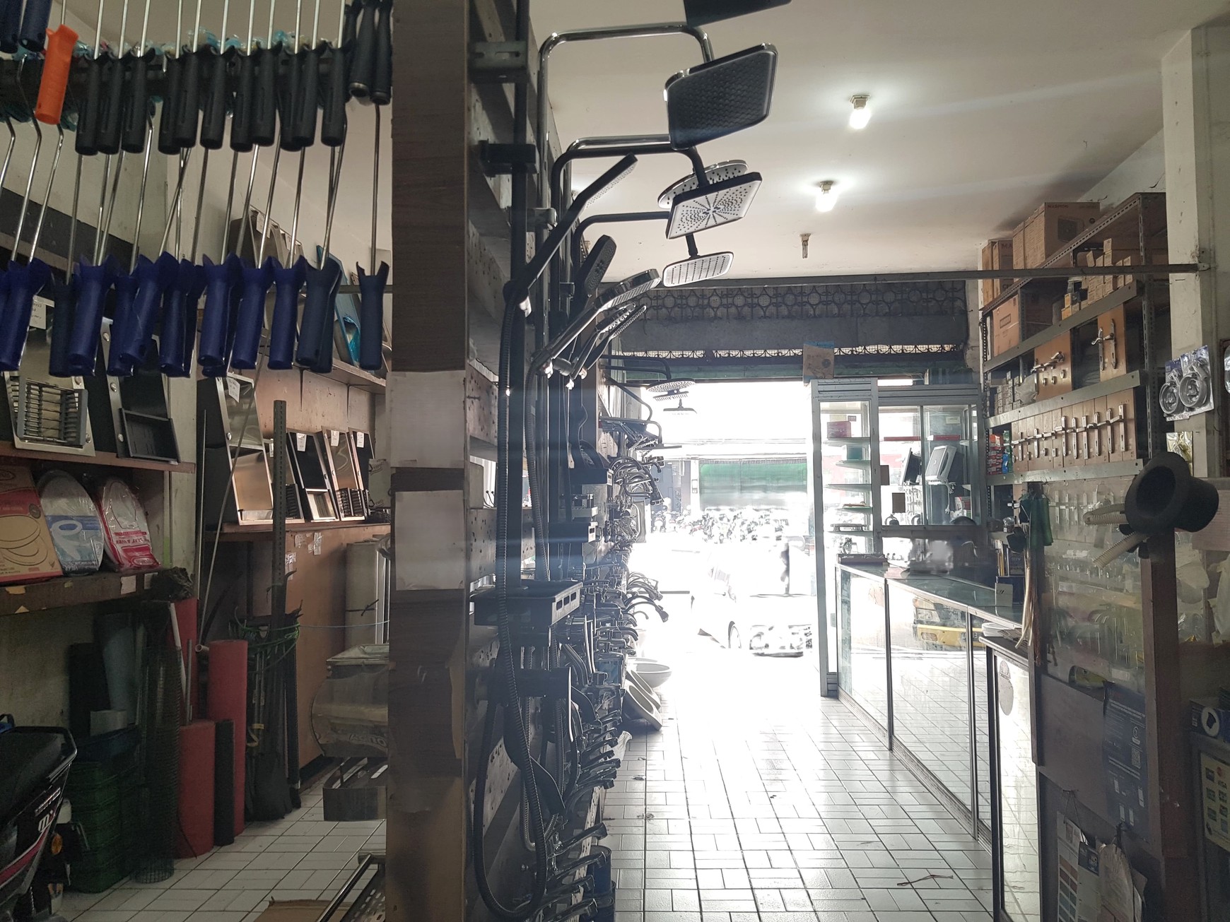 Ruko di Mainroad Suniaraja dekat Braga Citywalk Bandung